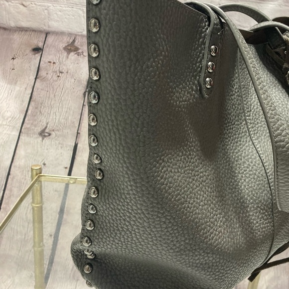 Moda Luxe grey pebbled leather purse - Picture 6 of 13